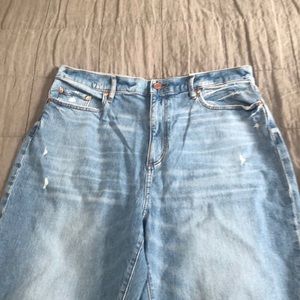 NWT loft light high waist boyfriend distressed 31